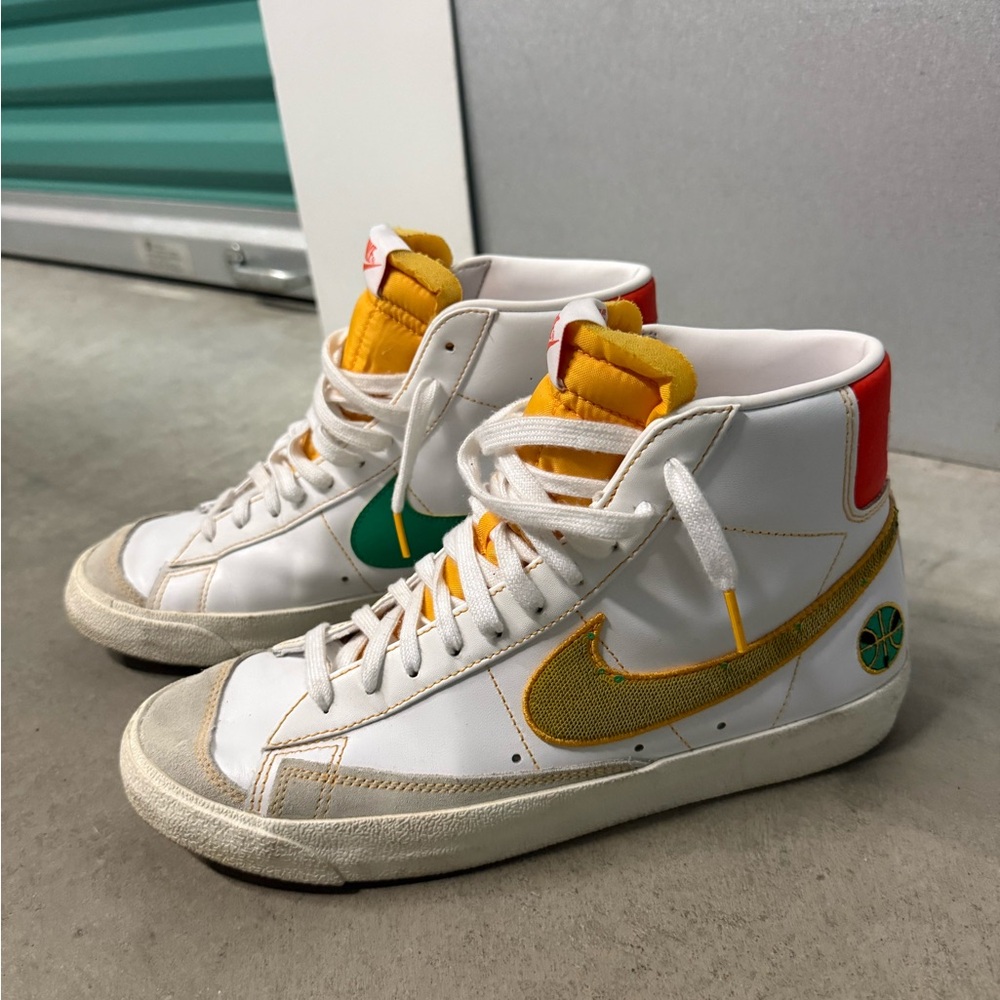 Size 7 - Nike Blazer '77 Vintage Mid Roswell Rayguns 7Y White Leather Gold Green